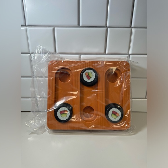 Sushi Hunter Bento Box Puzzle - Picture 3 of 3